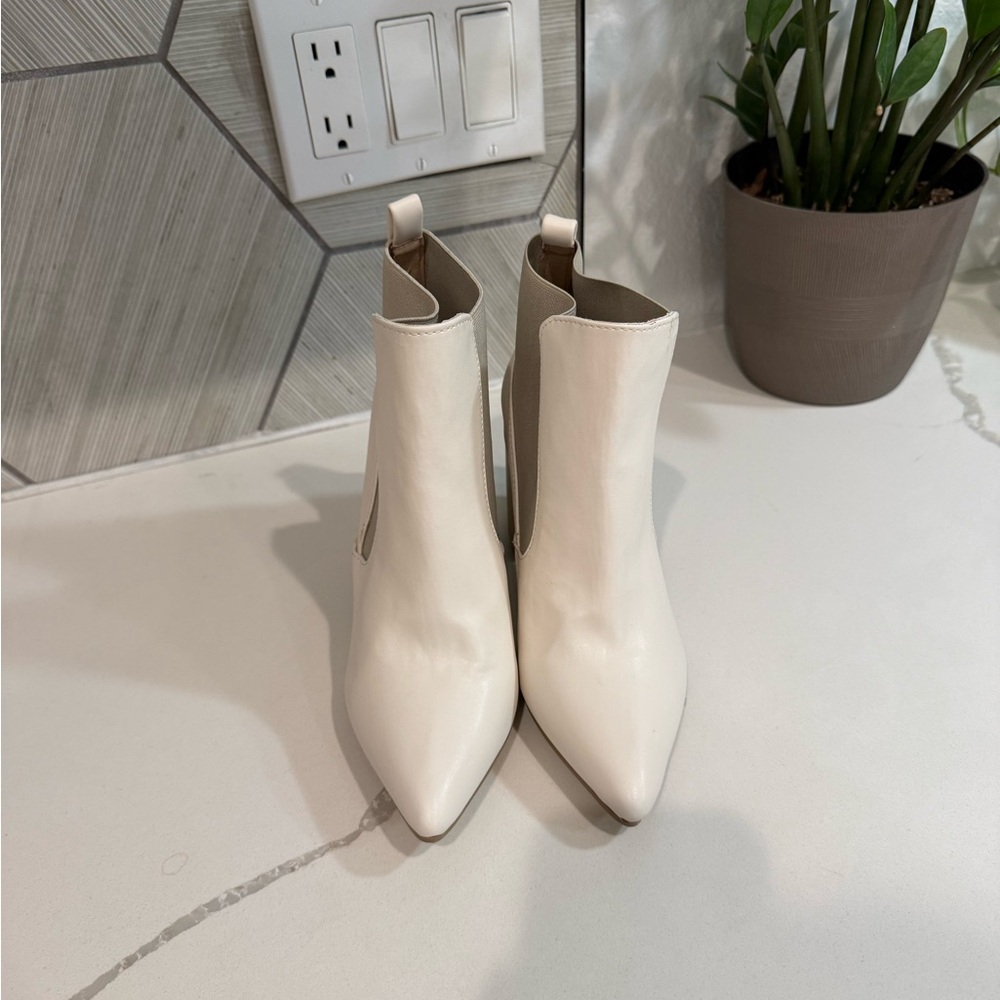 Elegant White Ankle Boots